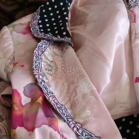 A Happy Camper Bundle of eclectic clothes for the family. - Picture 14 of 16